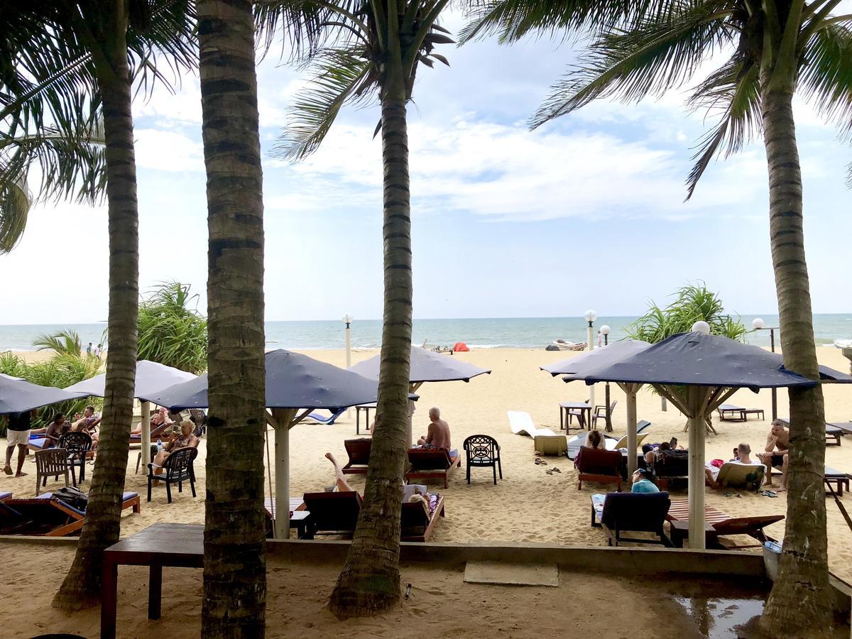 Lanka Beach Hotel Ettukala Eksteriør bilde