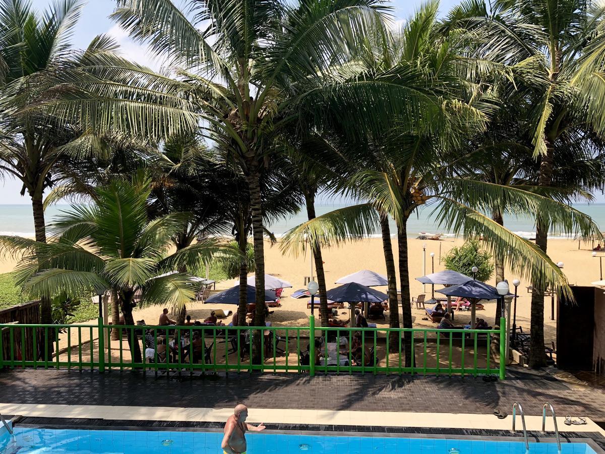 Lanka Beach Hotel Ettukala Eksteriør bilde