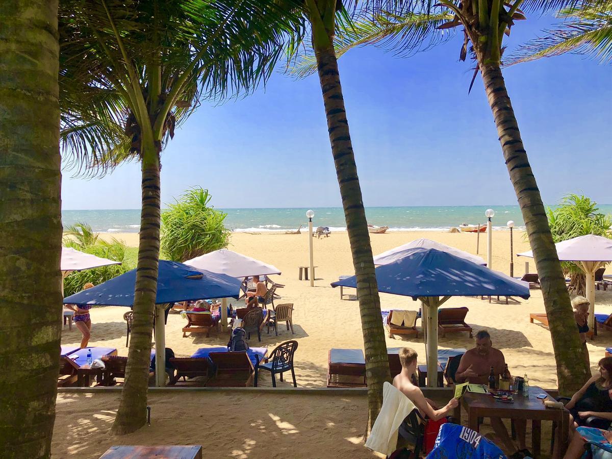 Lanka Beach Hotel Ettukala Eksteriør bilde