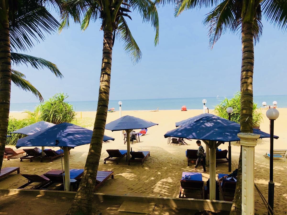 Lanka Beach Hotel Ettukala Eksteriør bilde