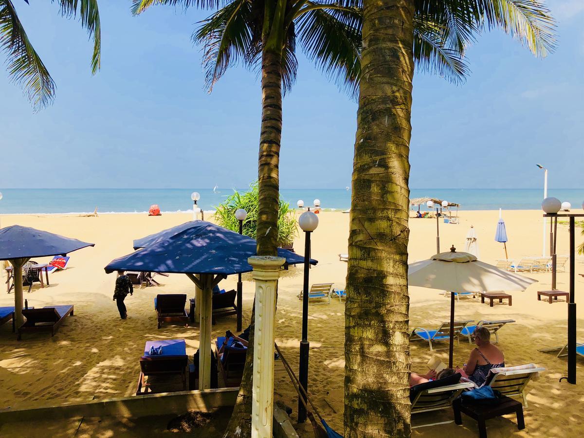 Lanka Beach Hotel Ettukala Eksteriør bilde
