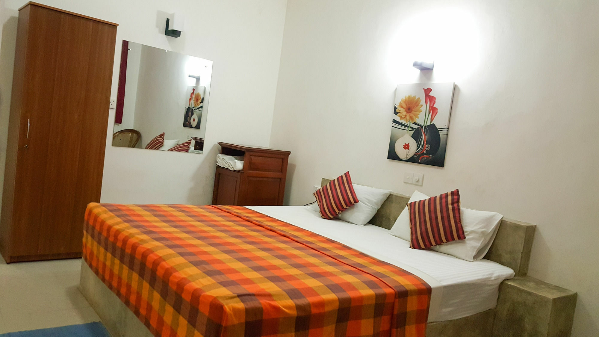Lanka Beach Hotel Ettukala Eksteriør bilde