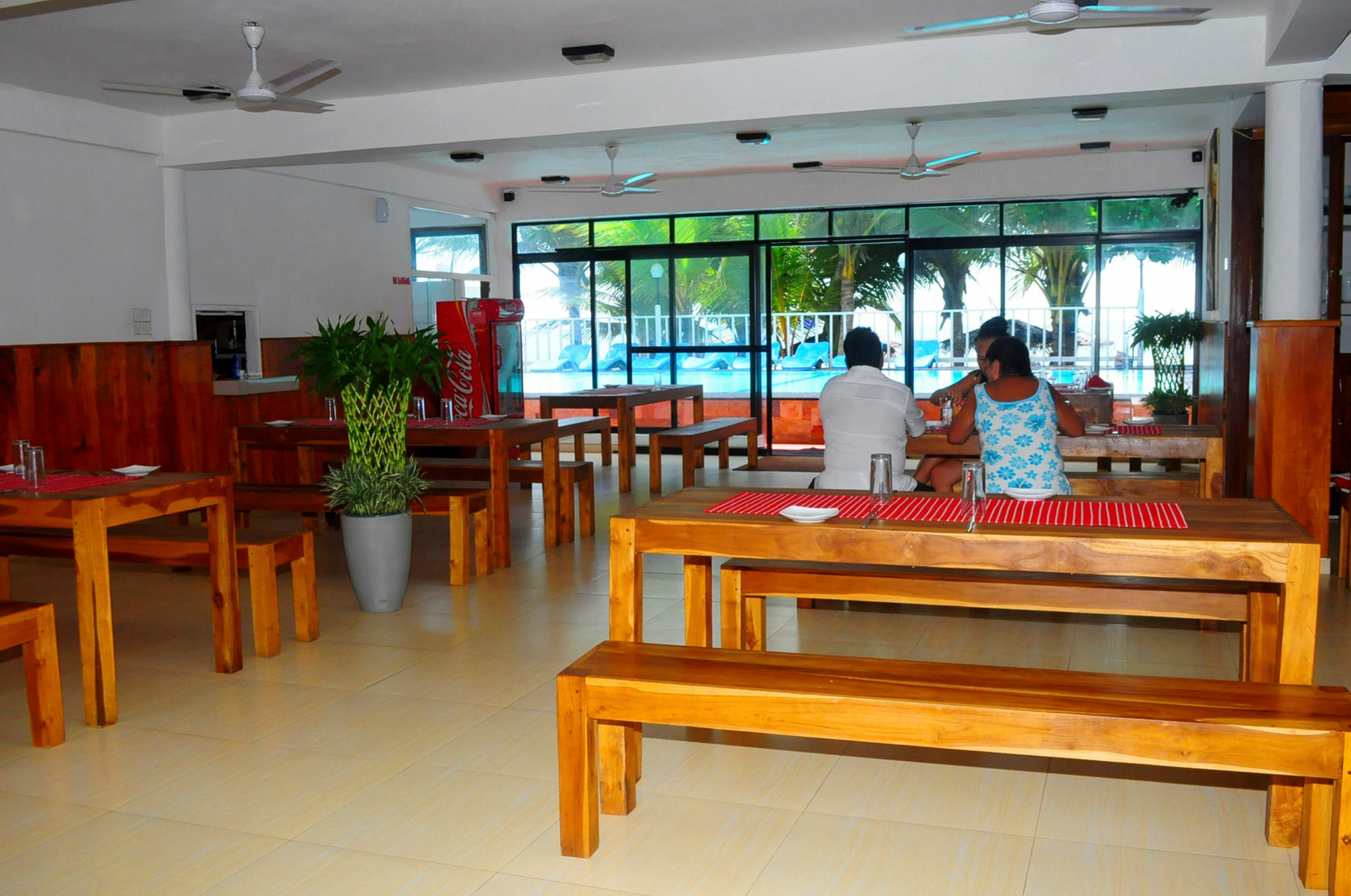 Lanka Beach Hotel Ettukala Eksteriør bilde